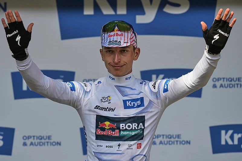 Tour de France cycling race Fifteenth stage photos: Germanys Florian Lipowitz