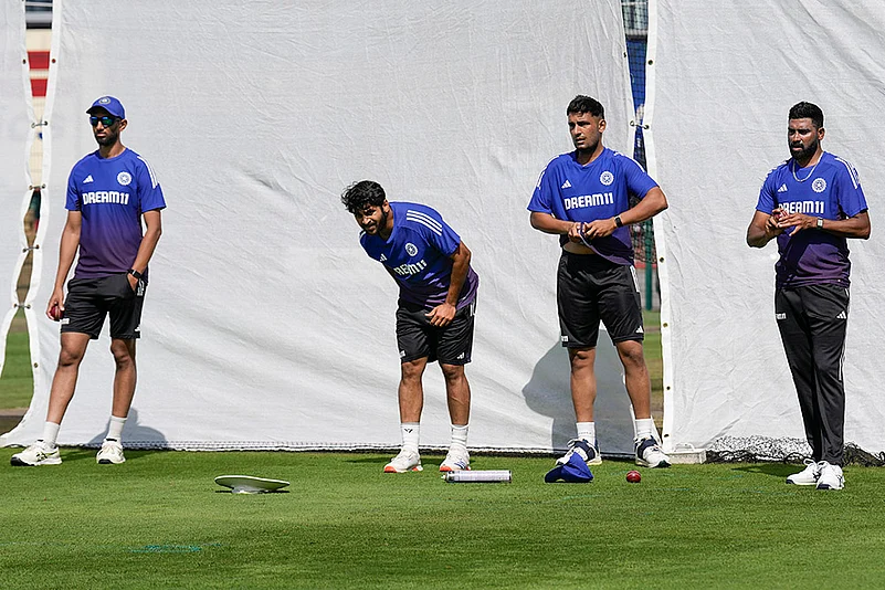 Indias tour of england IND vs ENG 4th Test Indian team practice: Prasidh Krishna, Shardul Thakur