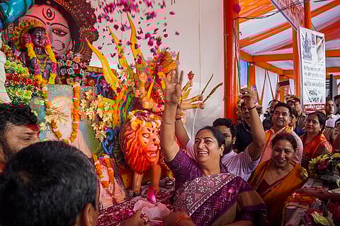 Delhi CM visits 'Kanwariya' camp