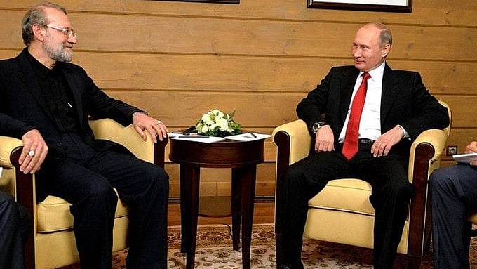X/@TehranTimes79 : Iranian leader Ali Larijani with Russian President Vladimir Putin