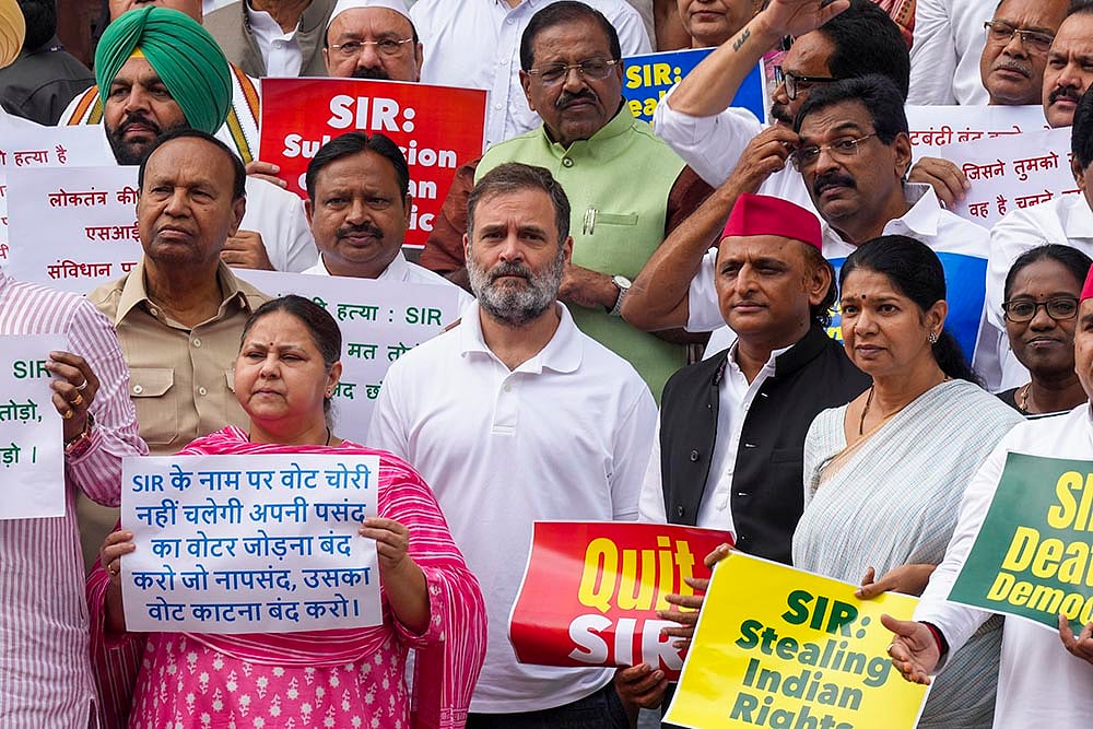 | Photo: PTI/Shahbaz Khan : Monsoon Session of Parliament