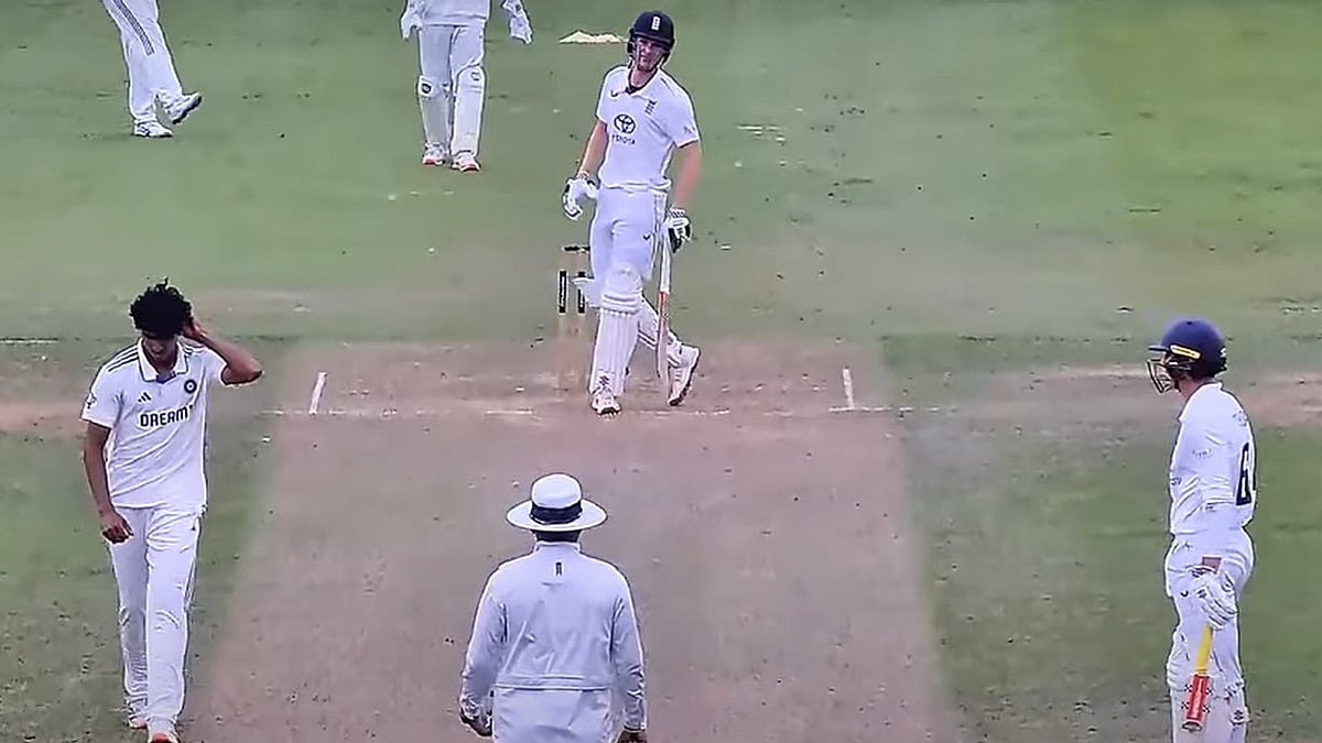 Photo: Essex Cricket YouTube screengrab : IND U19 Vs ENG U19 Live Cricket Score, 2nd Youth Test Day 4: England openers BJ Dawkins and Adam Thomas at the crease.