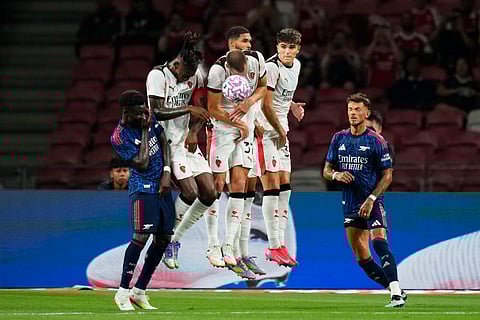 Singapore Soccer AC Milan Arsenal
