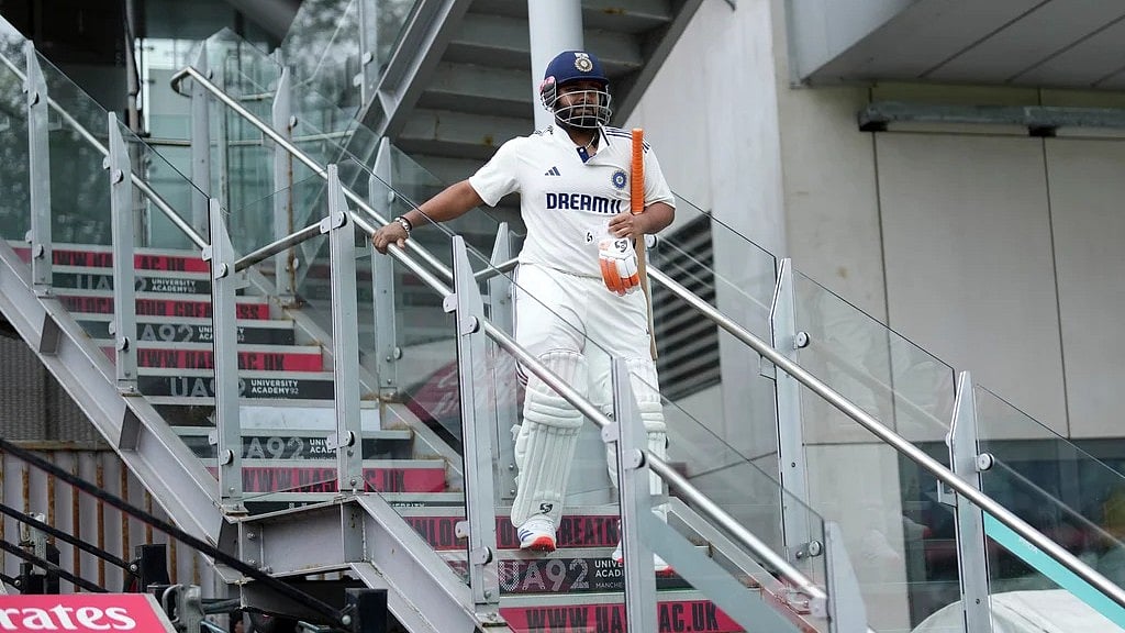 India Vs England July 24 Dispatch Rishabh Pant comes down for the batting