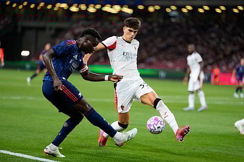 Singapore Soccer AC Milan Arsenal