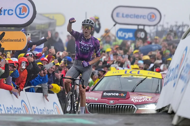 Tour De France 2025 Cycling Race 18th stage in photos: Australias Ben OConnor