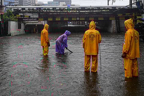 Weather: Rain in Mumbai