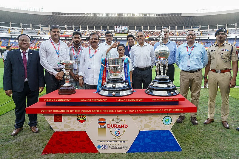 Durand Cup Football 2025 Opening Ceremony photos_Durand Cup trophy