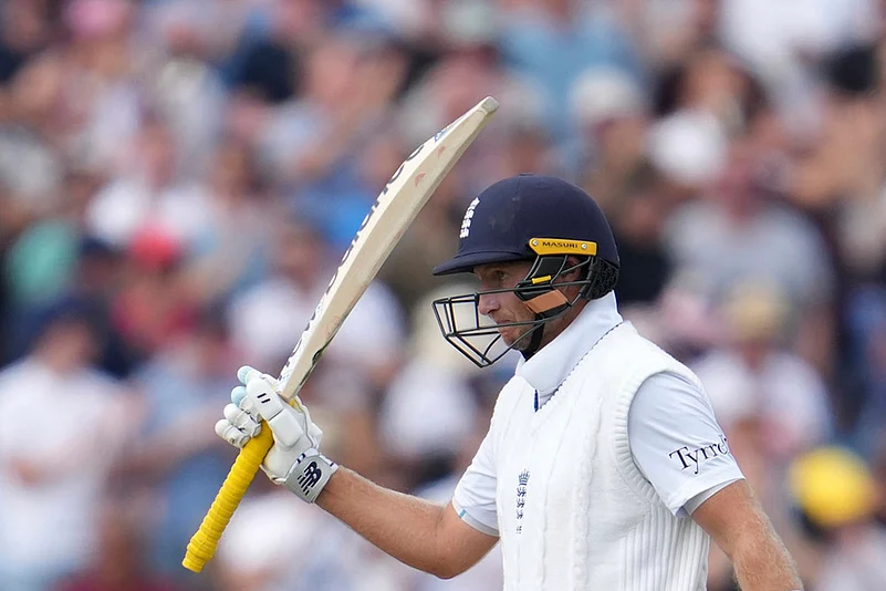 Indias tour of England: IND vs ENG 4th Test day 3 photos from Manchester_Englands Joe Root