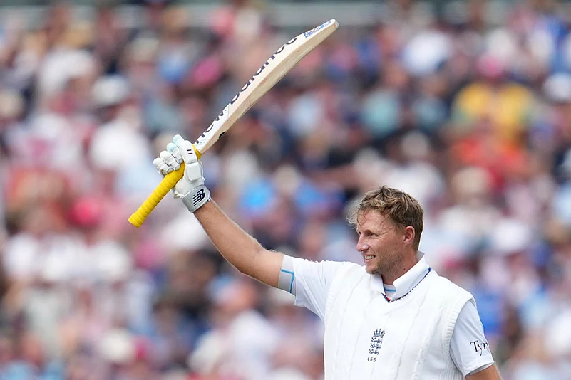 Indias tour of England: IND vs ENG 4th Test day 3 photos from Manchester_Englands Joe Root