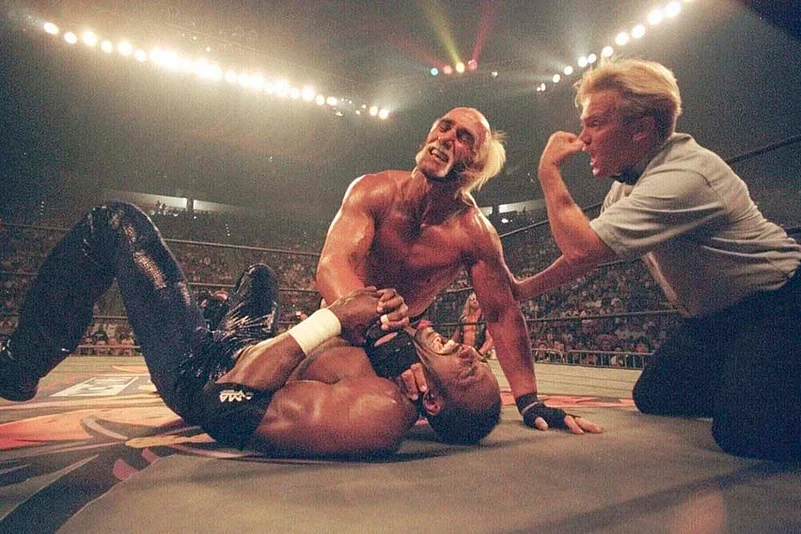 Hulk Hogan tribute - American professional Wrestling legend dies at 71_sterling golden