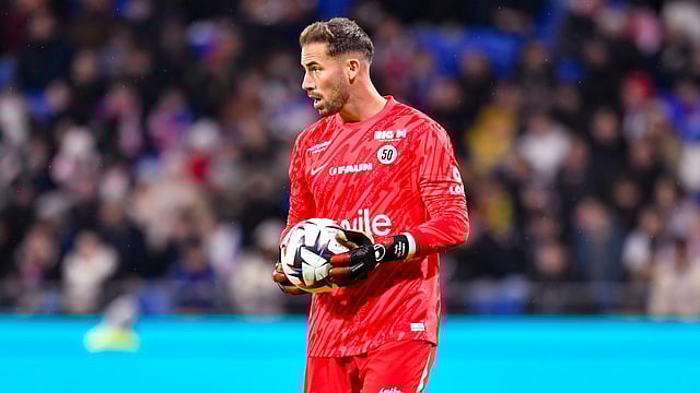 Fulham Transfers: Benjamin Lecomte Becomes First Summer Signing For Cottagers