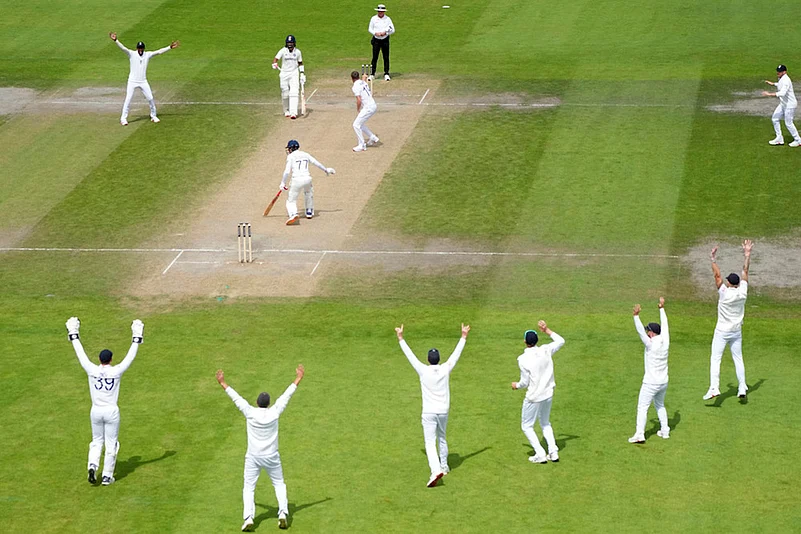 Indias tour of England: IND vs ENG 4th Test day 4 photos from Manchester_