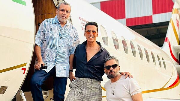 Instagram : Akshay Kumar confirms Hera Pheri 3