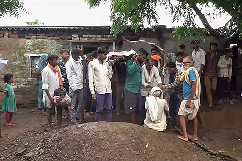 Rajasthan building collapse: Last rites of children