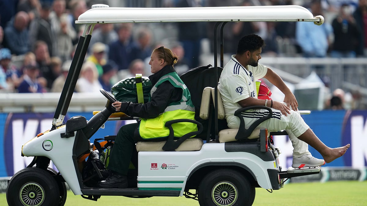 India Vs England, 4th Test: Rishabh Pant driven off the field after getting hurt on July 23, 2025, at Old Trafford, Manchester, England. - AP/Jon Super
