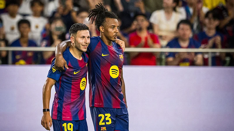 Vissel Kobe vs Barcelona: Roony Bardghji and Jules Kounde X