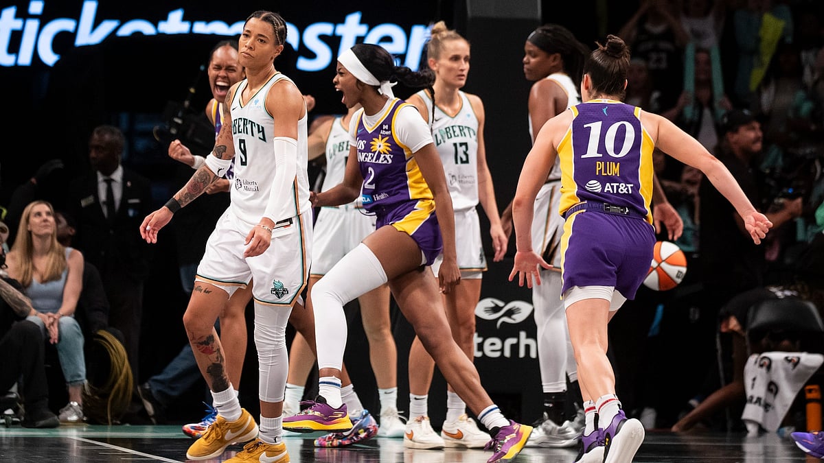 WNBA Los Angeles Sparks サイン入り写真 BRITTNEY SYKES Signed 8.5 x 11 Photo WNBA Basketball LOS