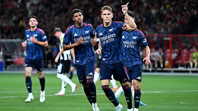 Arsenal 3-2 Newcastle United, Pre-Season Friendlies: Odegaard Penalty Decides Singapore Friendly