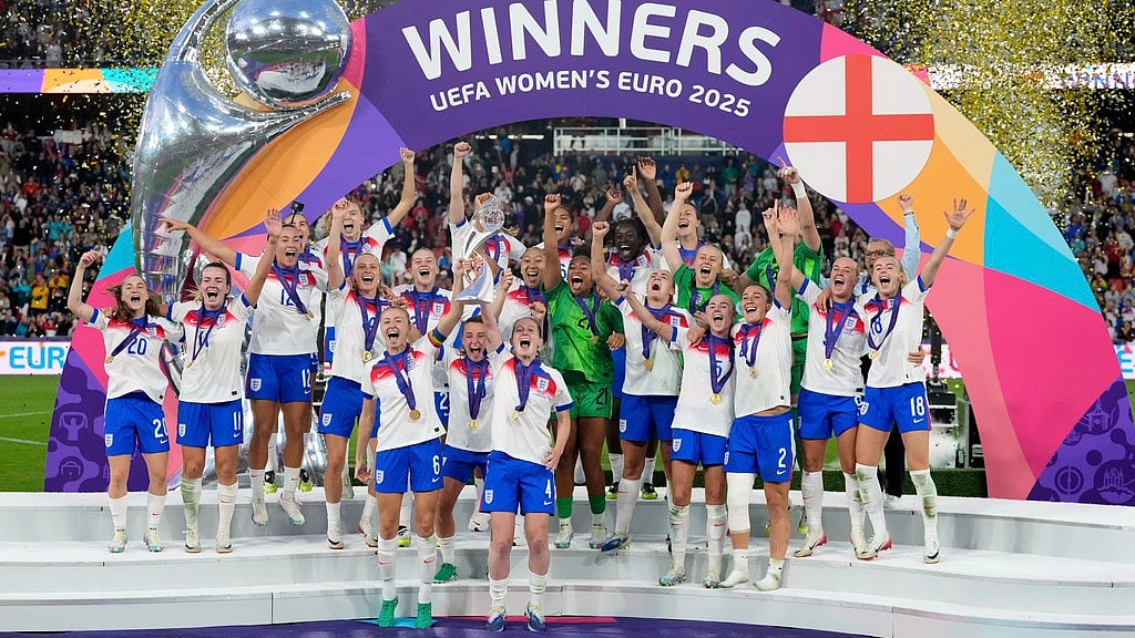 England Defend Women's Euro Title With Thrilling Shoot-out Win Over Spain