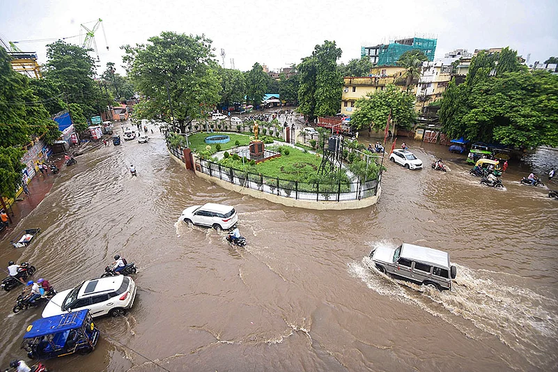 Weather: Rain in Patna
