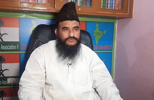 Source: X  : Maulana Sajid Rashidi has been booked for allegedly making objectionable remarks against Samajwadi Party MP Dimple Yadav 