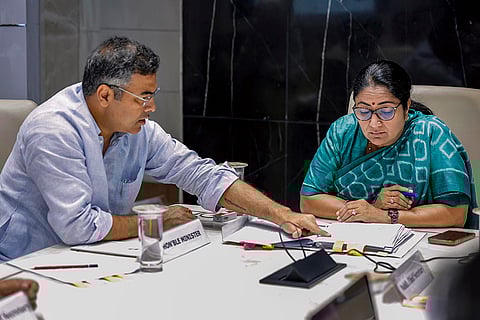 Rekha Gupta during Expenditure Finance Committee