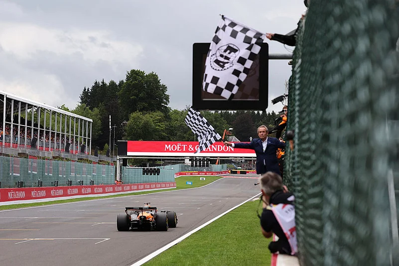 F1 GP 2025 Belgian Formula One Grand Prix auto racing photos: McLaren driver Oscar Piastri