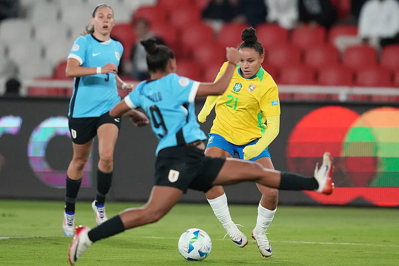 Copa America Femenina Sem-final Brazil vs Uruguay Soccer photos: Brazils Dudinha