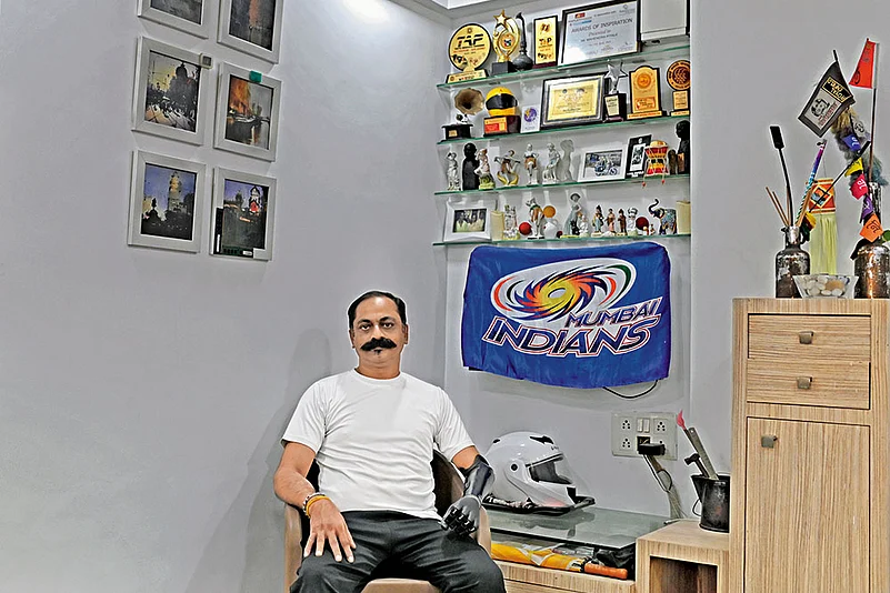 Sculptor and art designer Mahendra Pitale was 33 at the time of the blasts