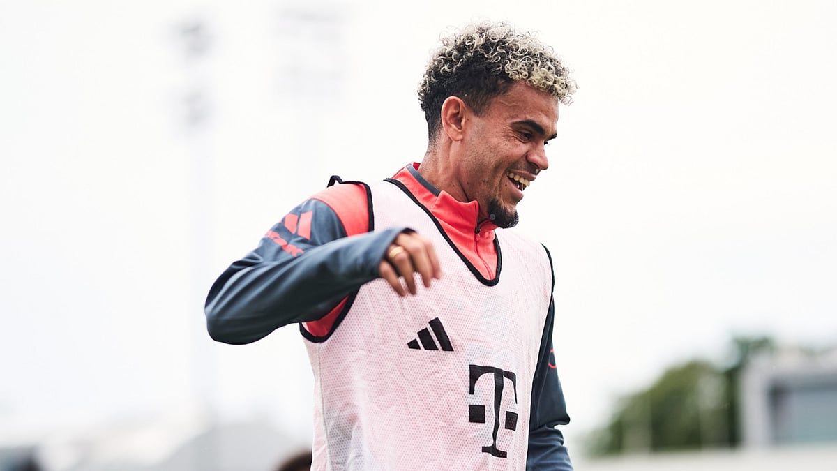 Diaz in Bayern training. - null