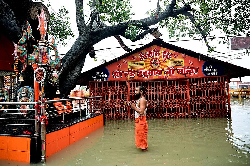 Weather: Floods after rainfall in Prayagraj