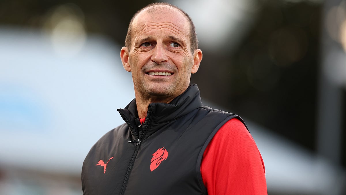 File : File photo of AC Milan manager Massimiliano Allegri.