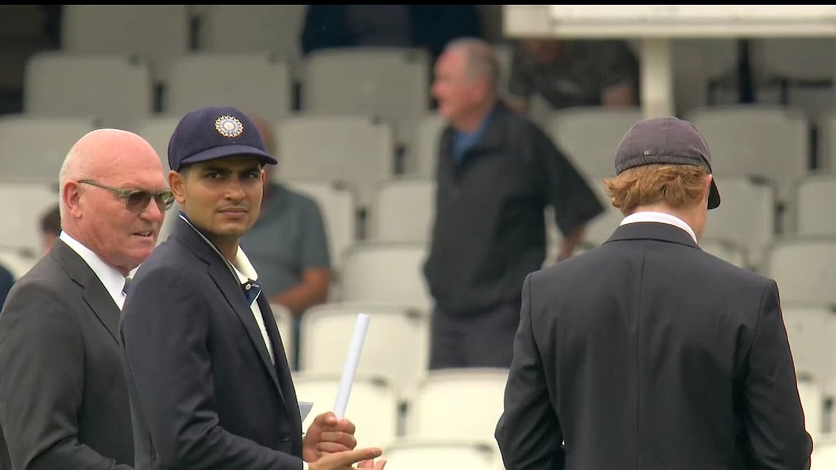 JioHotstar : Shubman Gill (c) at the toss at the Oval.