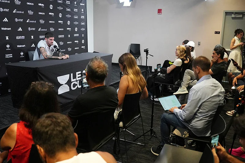 Major League Soccer (MLS) Rodrigo De Paul joins Inter Miami CF_5