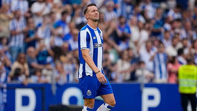 Porto 1-0 Atletico Madrid: Dragons Announce Surprise Signing Of Luuk De Jong Before Win