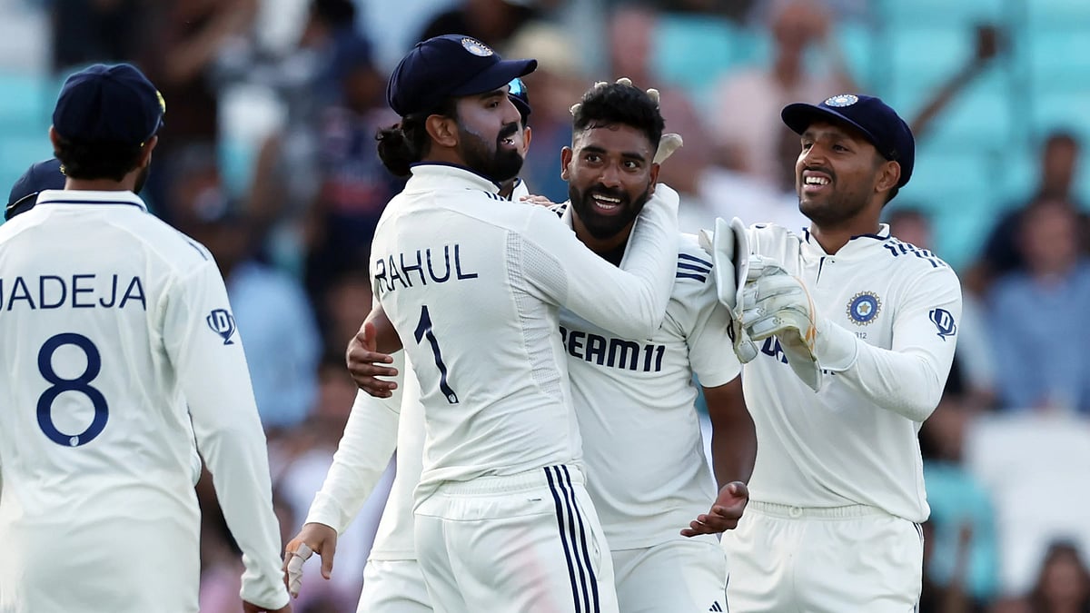 India vs England 5th Test Day 3: India celebrate wicket of Zak Crawley