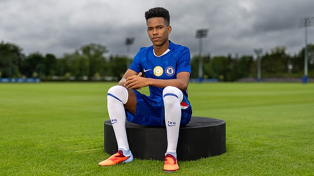 Estevao All Smiles As Chelsea New Boy Joins Squad After Palmeiras Switch