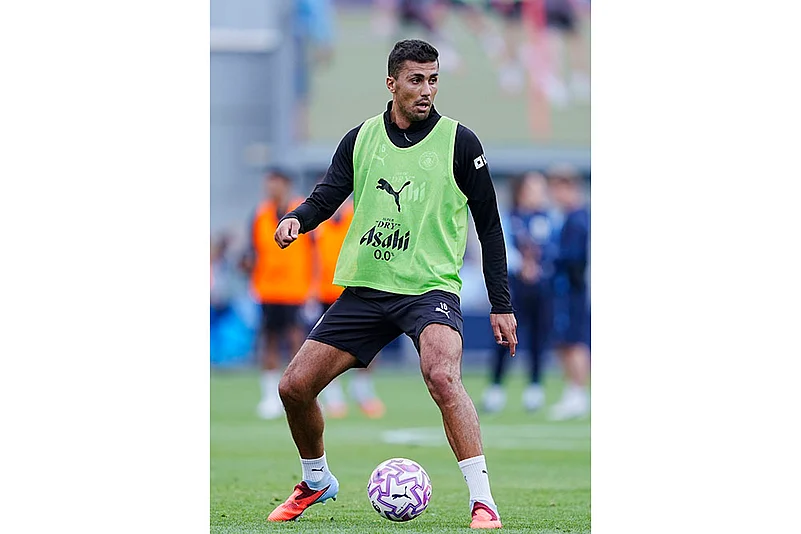 Manchester City soccer team training photos: Rodri