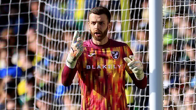 Nottingham Forest Transfers: The Garibaldis Bring In Experienced Goalkeeper Angus Gunn