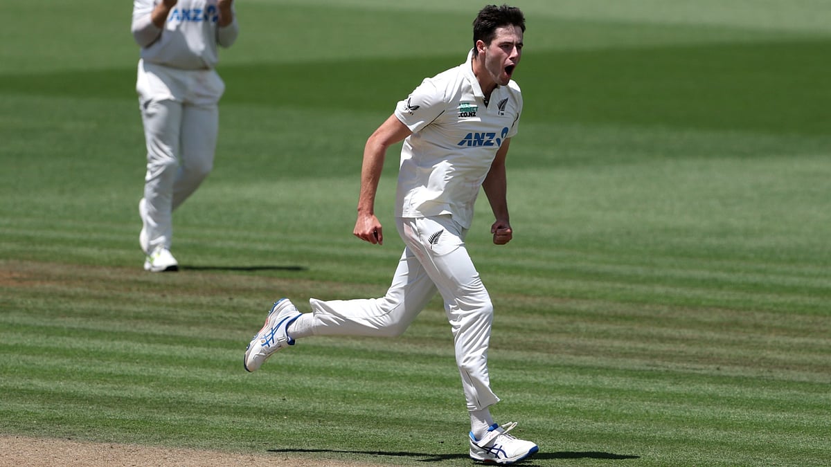 File : Will O'Rourke in action for New Zealand during the first Test match against against Zimbabwe.