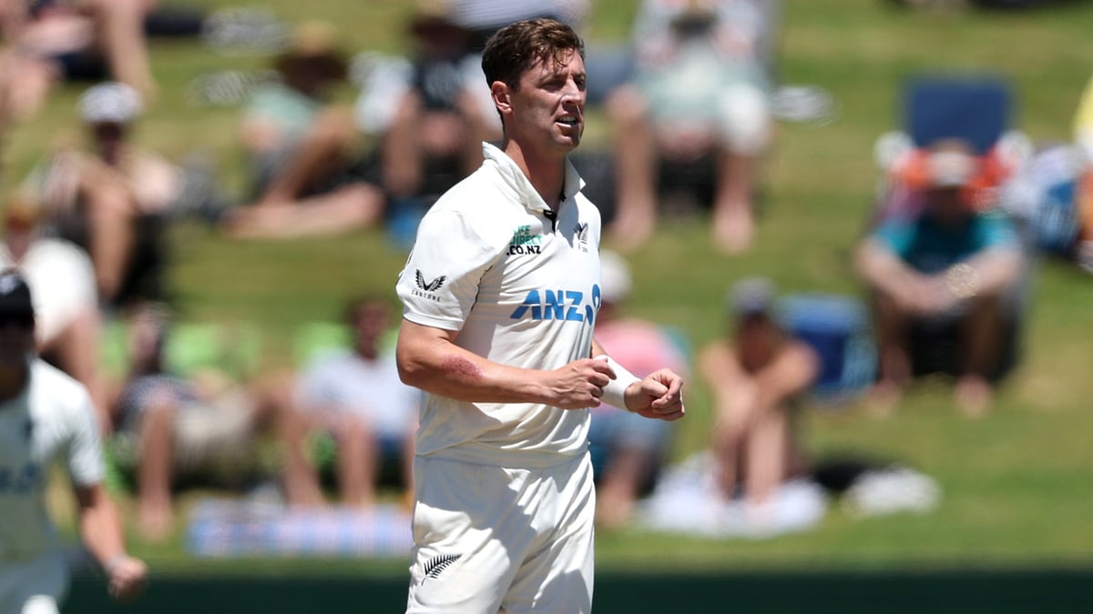 Matt Henry took a five-fer against Zimbabwe on day one.