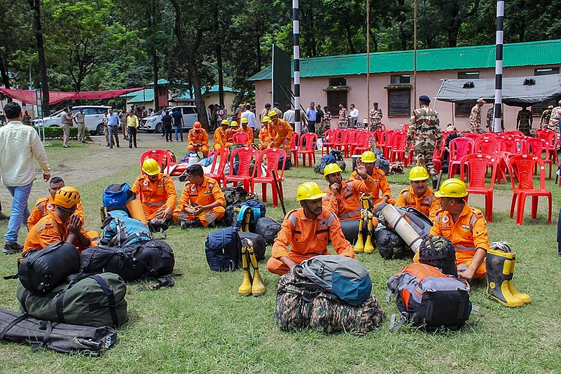 Uttarkashi cloudburst: Rescue work underway - Rescue teams