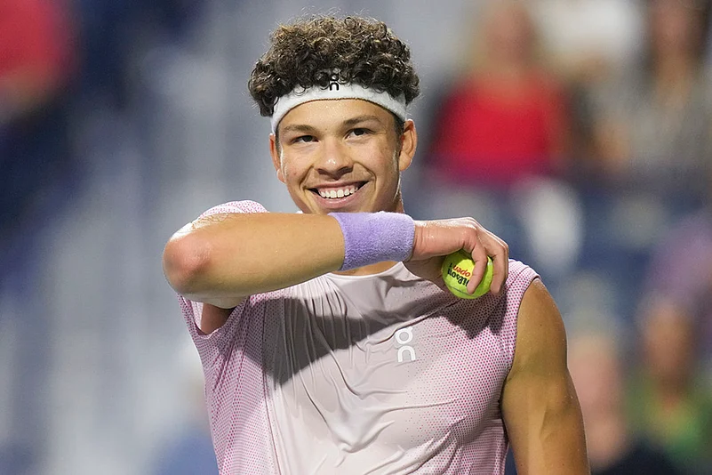 2025 Canadian Open Tennis Ben Shelton vs Taylor Fritz semi final match photos_3