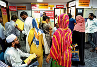 | Photo: Suresh K. Pandey : Patients outside the mann kaksha at the Lucknow District Hospital.