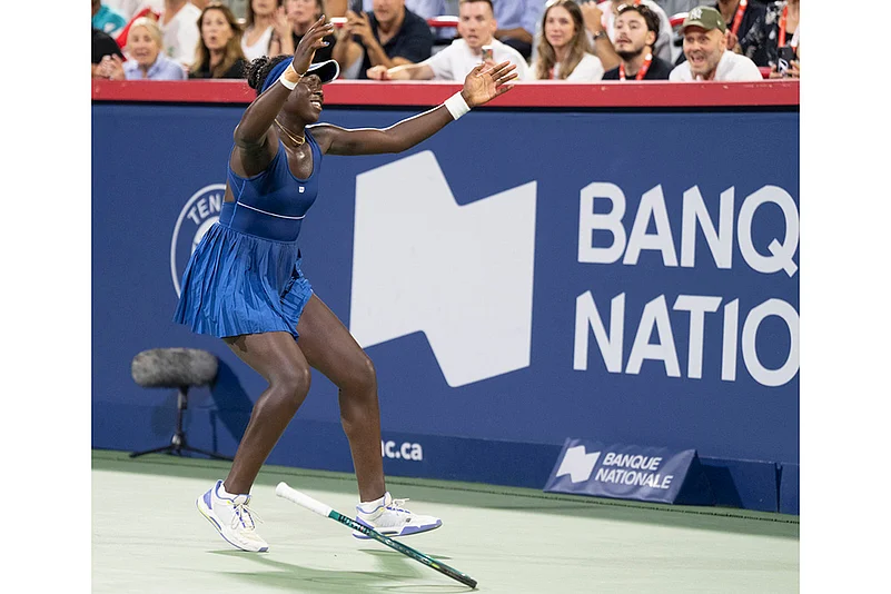 2025 WTA Canadian Open Tennis Victoria Mboko Vs Elena Rybakina semi final match photos_2