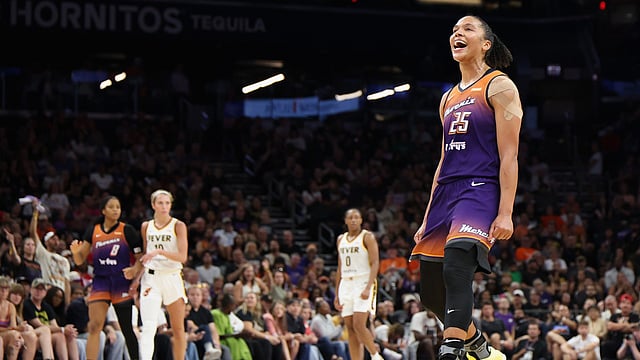 WNBA Wrap: Alyssa Thomas Bags Third Straight Triple-Double In Mercury's Win; Dream Ease Past Sky
