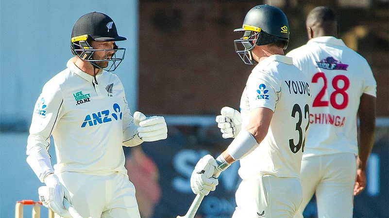 Zimbabwe Vs New Zealand Live Score, 2nd Test Day 2 Devon Conway