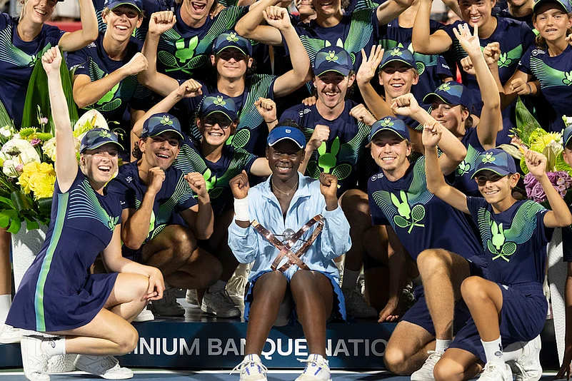 2025 WTA Canadian Open Tennis final Victoria Mboko Vs Naomi Osaka in Montreal_5