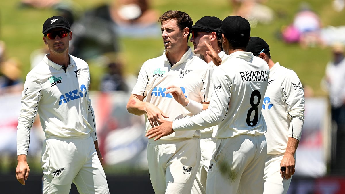 New Zealand's bowlers sealed a comfortable win on day three.